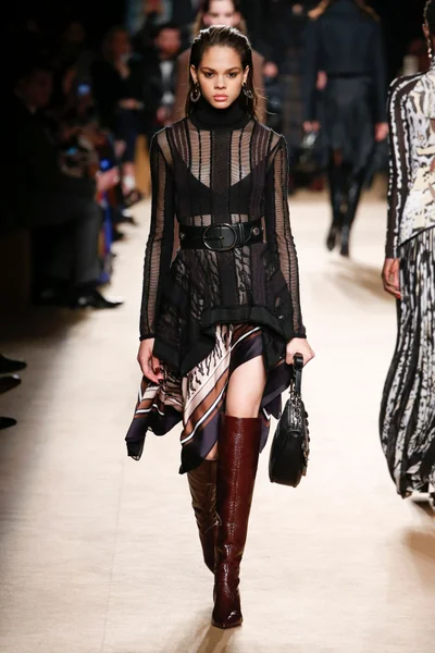 Look 20